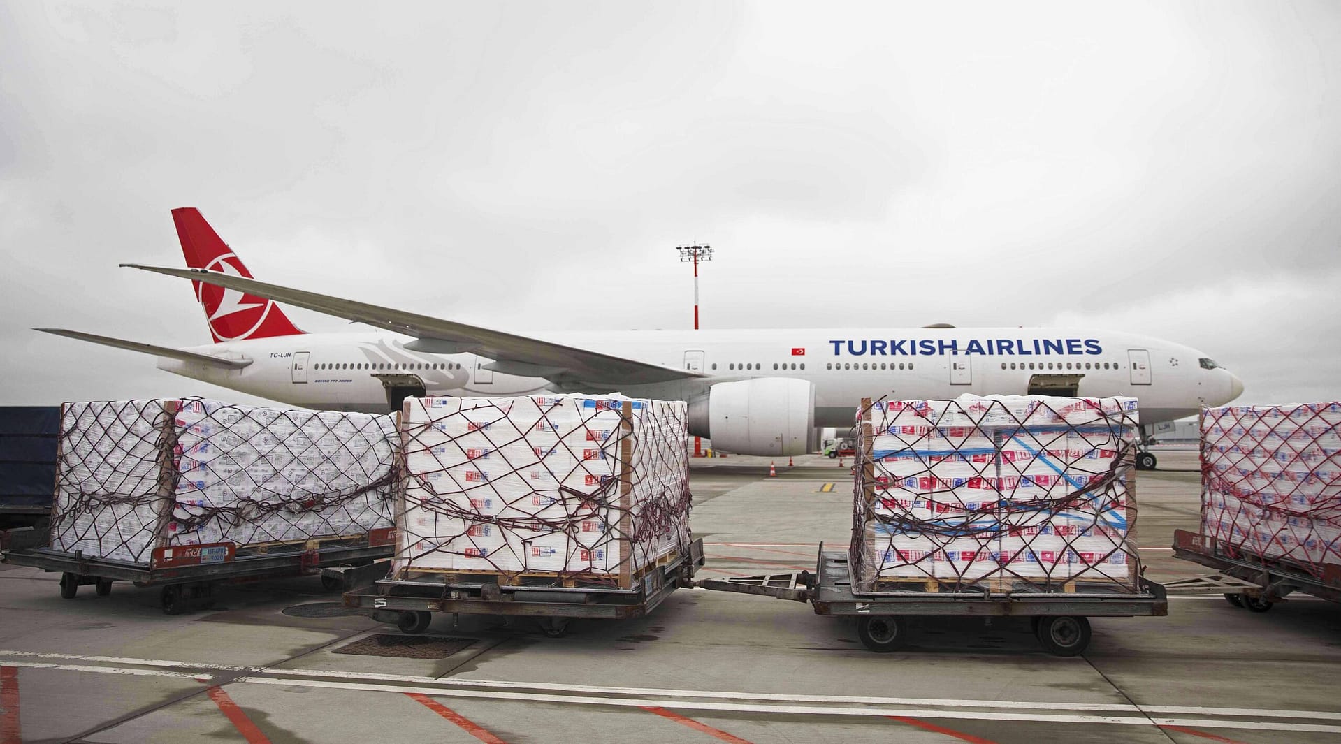 air shipping parcel turkey to emirates